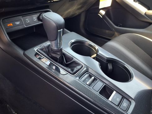 Used 2025 Honda Civic Sport image 18