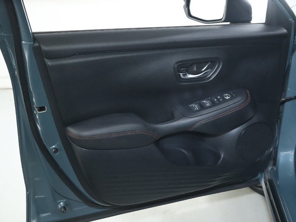 Used 2023 Honda HR-V Sport image 15