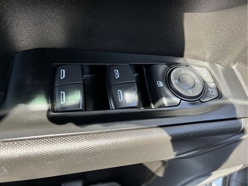 Used 2019 Chevrolet Silverado 1500 Custom Trail Boss w/ Custom Convenience Package AWD/4WD image 15