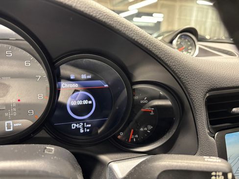 Used 2014 Porsche 911 Carrera 4S image 17