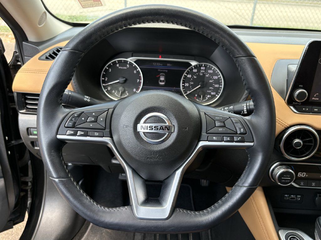 Used 2021 Nissan Sentra SV w/ SV Premium Package FWD image 15
