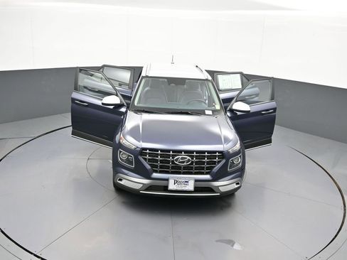 Certified 2023 Hyundai Venue Limited FWD image 45