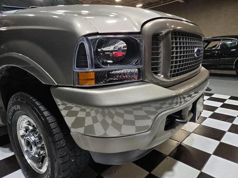 Used 2004 Ford Excursion Limited image 43