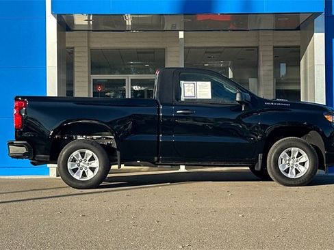 Used 2025 Chevrolet Silverado 1500 W/T w/ Trailering Package image 4