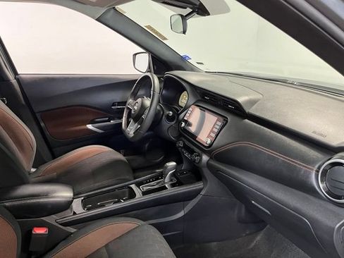 Used 2024 Nissan Kicks SR FWD image 11