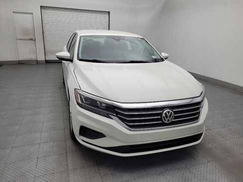Used 2020 Volkswagen Passat 2.0T SE FWD image 14