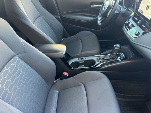 Used 2023 Toyota Corolla SE image 31