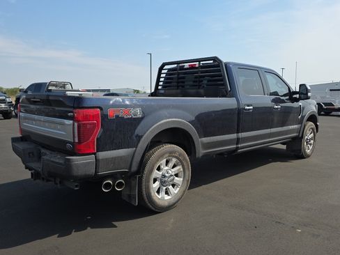 Used 2022 Ford F350 Platinum w/ FX4 Off-Road Package AWD/4WD image 8