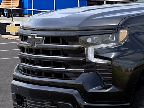 New 2026 Chevrolet Silverado 1500 High Country w/ Midnight Edition image 13