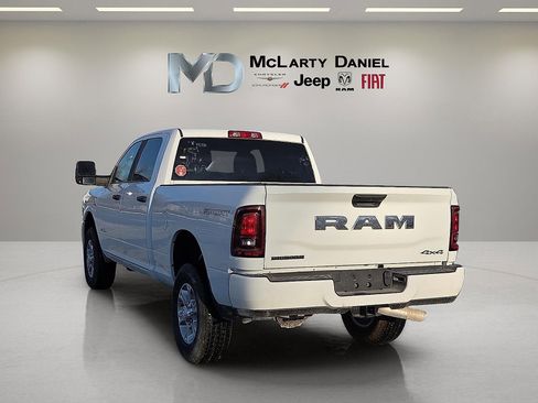 New 2025 RAM 2500 Big Horn image 4