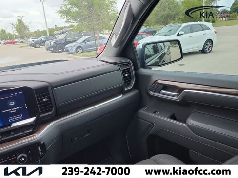 Used 2025 Chevrolet Silverado 1500 LT w/ Protection Package AWD/4WD image 14