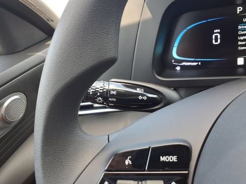 New 2026 Hyundai Elantra SE FWD image 27