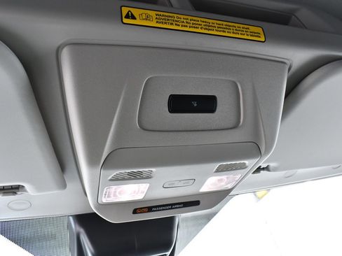 New 2026 Ford Transit 250 148 Medium Roof image 33