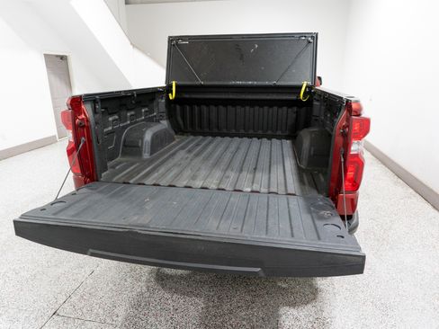 Used 2022 Chevrolet Silverado 1500 LT Trail Boss image 12