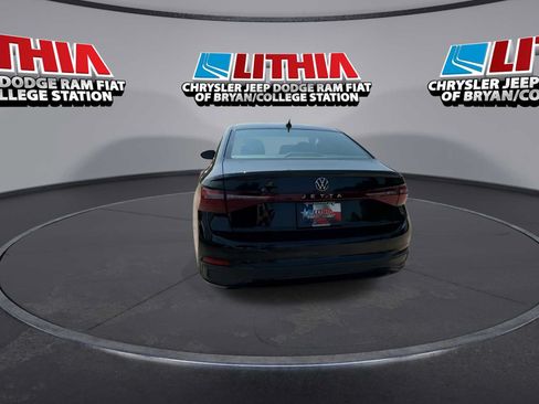 Used 2025 Volkswagen Jetta Sport FWD image 7