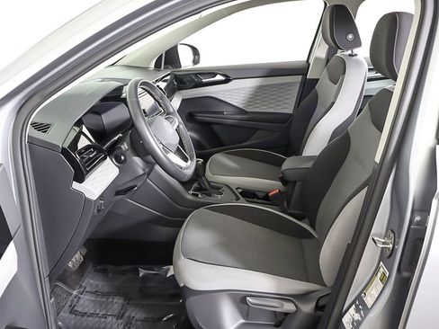 Used 2023 Volkswagen Taos S image 27