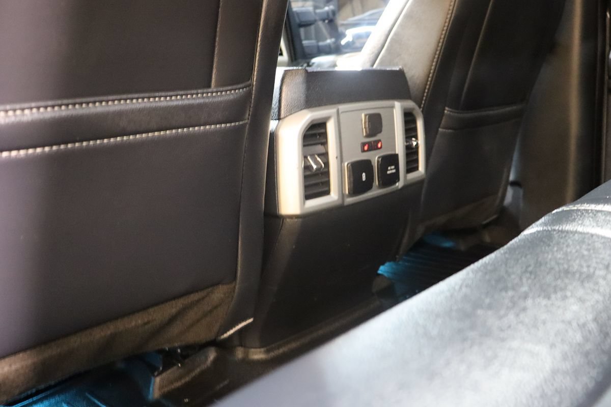 Used 2022 Ford F250 Lariat w/ Black Appearance Package AWD/4WD image 82