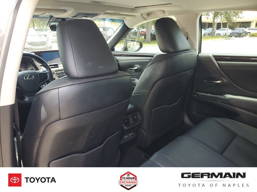 Used 2020 Lexus ES 300h w/ Premium Package FWD image 23