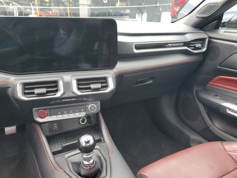 Used 2024 Ford Mustang GT Premium image 28