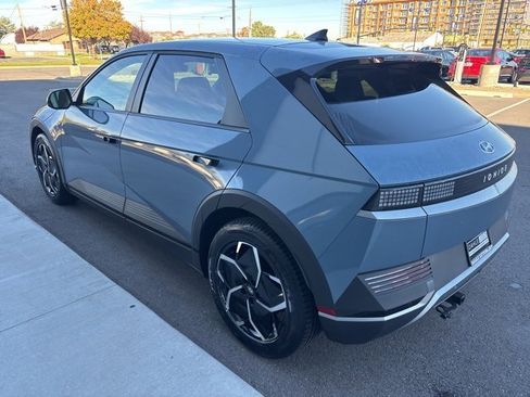 Used 2023 Hyundai Ioniq 5 SEL image 5