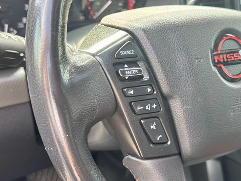 Used 2024 Nissan Titan PRO-4X w/ Pro-4x Convenience Package AWD/4WD image 34