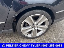 Used 2010 Volkswagen Passat Komfort FWD image 5