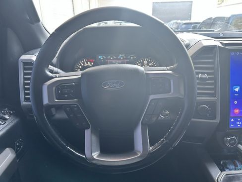 Used 2020 Ford F150 Platinum image 6