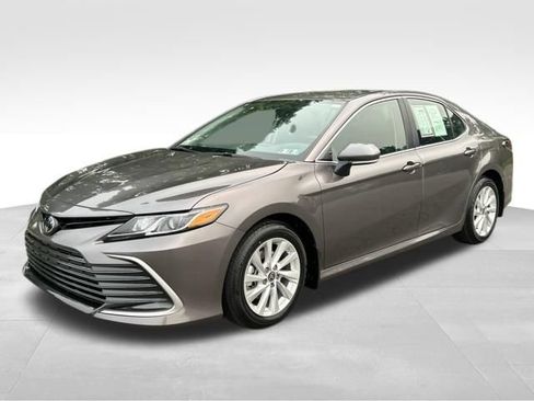 Certified 2024 Toyota Camry LE w/ Convenience Package FWD image 1
