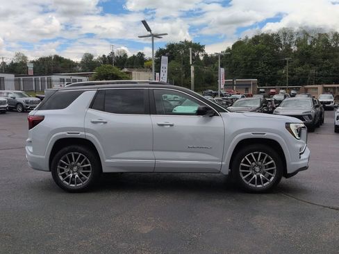 New 2026 GMC Terrain Denali w/ LPO, Floor Liner Package AWD/4WD image 4