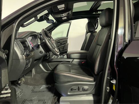 Certified 2024 Nissan Titan PRO-4X w/ Pro-4x Convenience Package AWD/4WD image 21