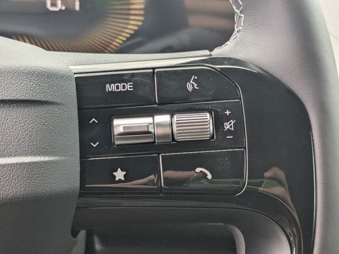 New 2027 Kia Carnival EX w/ Dark Edition Package FWD image 27