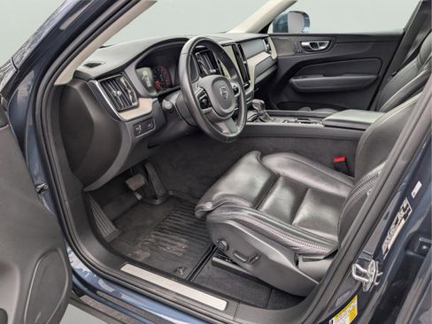 Used 2021 Volvo XC60 T5 Inscription image 29