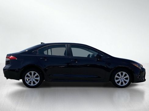 Certified 2025 Toyota Corolla LE FWD image 10