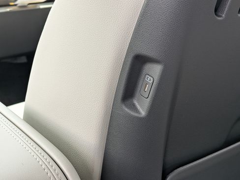 New 2026 Hyundai Santa Fe Limited FWD image 16