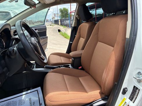 Used 2014 Toyota Corolla LE FWD image 31