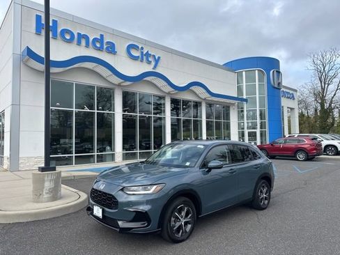 Certified 2024 Honda HR-V EX-L image 2