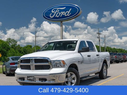 Used 2023 RAM 1500 Classic SLT AWD/4WD image 2