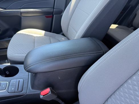 Certified 2021 Ford Escape SE FWD image 14
