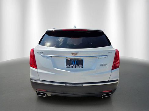 Used 2017 Cadillac XT5 FWD image 6