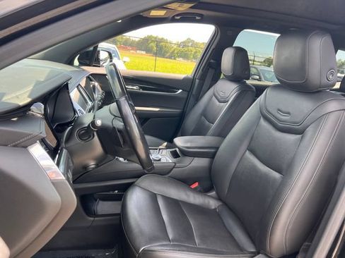 Used 2020 Cadillac XT6 Premium Luxury AWD/4WD image 14