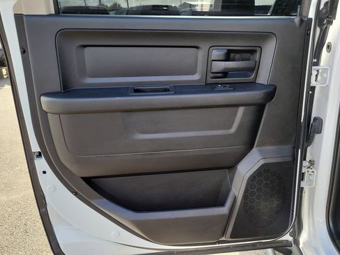 Certified 2019 RAM 1500 Express w/ Express Value Package image 8