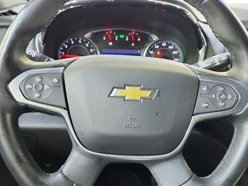 Used 2023 Chevrolet Traverse LT FWD image 14