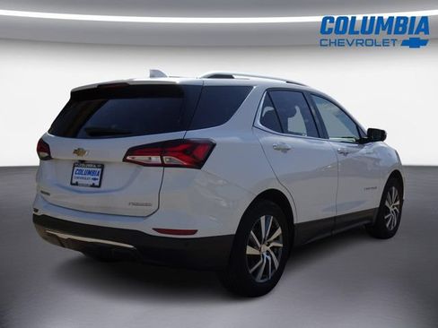 Used 2024 Chevrolet Equinox Premier FWD image 3