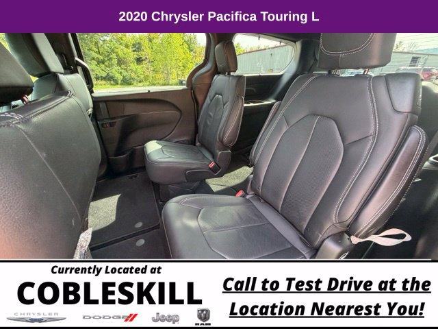 Used 2020 Chrysler Pacifica Touring-L w/ S Appearance Package FWD image 10