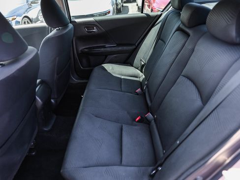 Used 2017 Honda Accord LX image 7