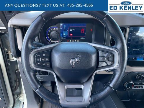 Used 2023 Ford Bronco Wildtrak AWD/4WD image 18