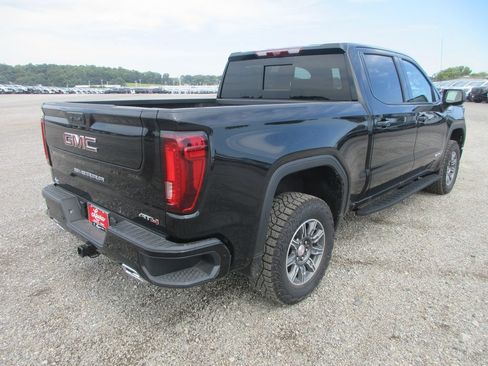 New 2026 GMC Sierra 1500 AT4 w/ AT4 Premium Package AWD/4WD image 5