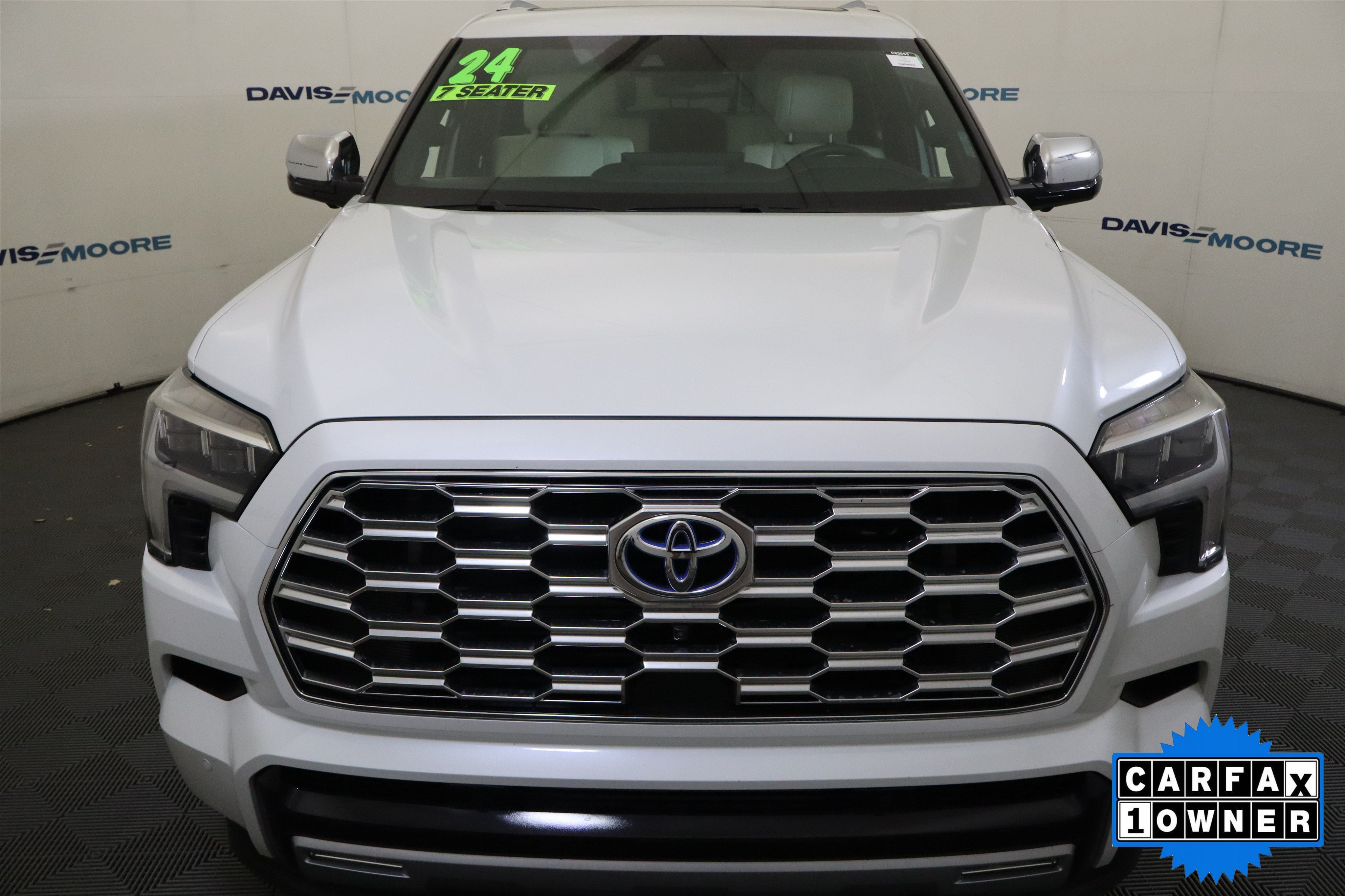 Used 2024 Toyota Sequoia Capstone AWD/4WD image 14
