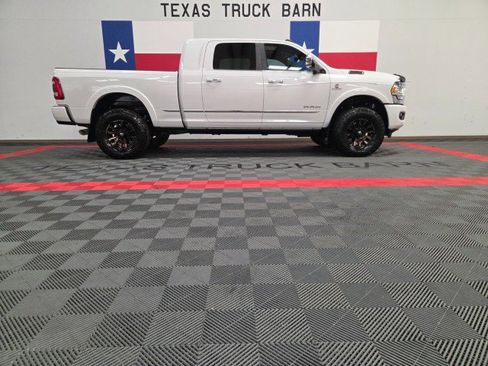 Used 2019 RAM 2500 Limited image 10