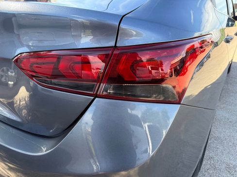 Used 2020 Hyundai Accent SEL FWD image 10